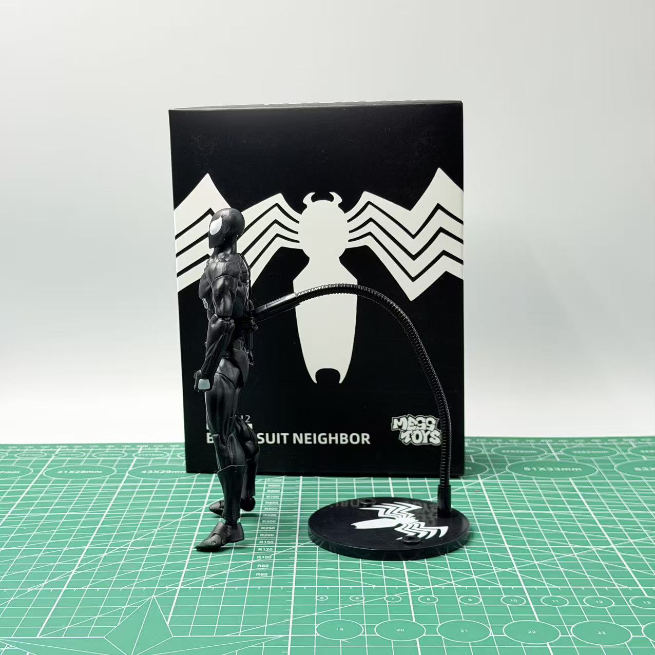 Figurine articulée Bandai Symb - Good Smile Company Figma avis et prix